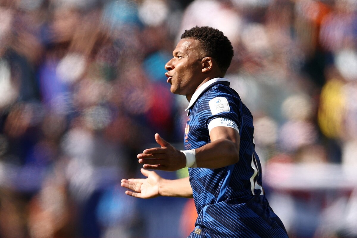 Mbappe thách thức quy luật cơ sinh học trong tuyệt phẩm sút xa - hình ảnh - wingg88.vip Mbappe thách thức quy luật cơ sinh học trong tuyệt phẩm sút xa - hình ảnh - wingg88.vip