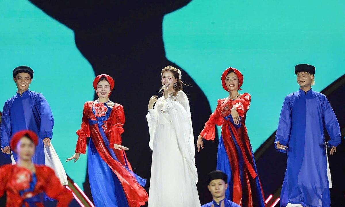 Link vào nhà cái GG88: Hòa Minzy khuấy động 20.000 khán giả tại concert Thanh xuân - hình ảnh - wingg88.vip