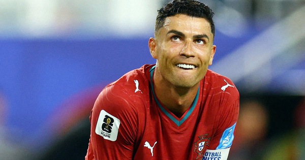 Nỗi buồn khó tả của Ronaldo: Nhạt nhòa, điểm thấp và bị mỉa mai - hình ảnh - wingg88.vip Nỗi buồn khó tả của Ronaldo: Nhạt nhòa, điểm thấp và bị mỉa mai - hình ảnh - wingg88.vip