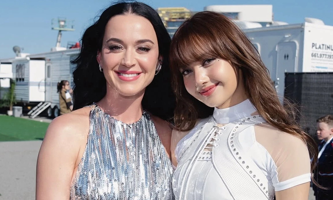 Lisa và Katy Perry rạng rỡ hội ngộ sau lễ khai mạc World Cup 2026 - hình ảnh - wingg88.vip Lisa và Katy Perry rạng rỡ hội ngộ sau lễ khai mạc World Cup 2026 - hình ảnh - wingg88.vip