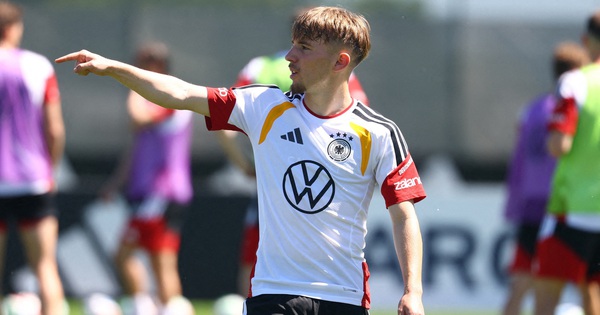 ‘Viên ngọc mới’ của đội tuyển Đức nhập viện khẩn, HLV Nagelsmann gọi người thay thế gấp - hình ảnh - wingg88.vip