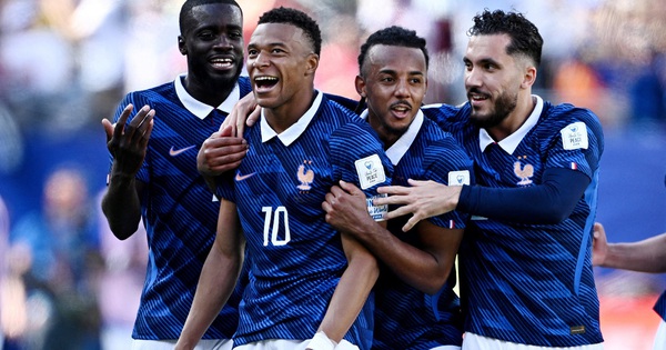Mbappe giải quyết cuộc tranh luận nảy lửa ‘Messi – Ronaldo, ai giỏi hơn’ bằng câu trả lời gây sốc: góc nhìn mới cho người chơi Việt - hình ảnh - wingg88.vip Mbappe giải quyết cuộc tranh luận nảy lửa ‘Messi – Ronaldo, ai giỏi hơn’ bằng câu trả lời gây sốc: góc nhìn mới cho người chơi Việt - hình ảnh - wingg88.vip