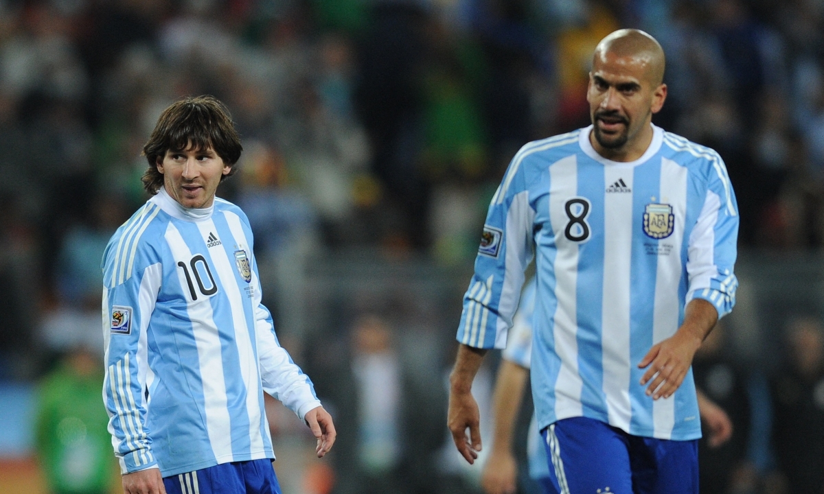 Veron: ‘Messi cần phải để đồng đội giúp sức’ - hình ảnh - wingg88.vip