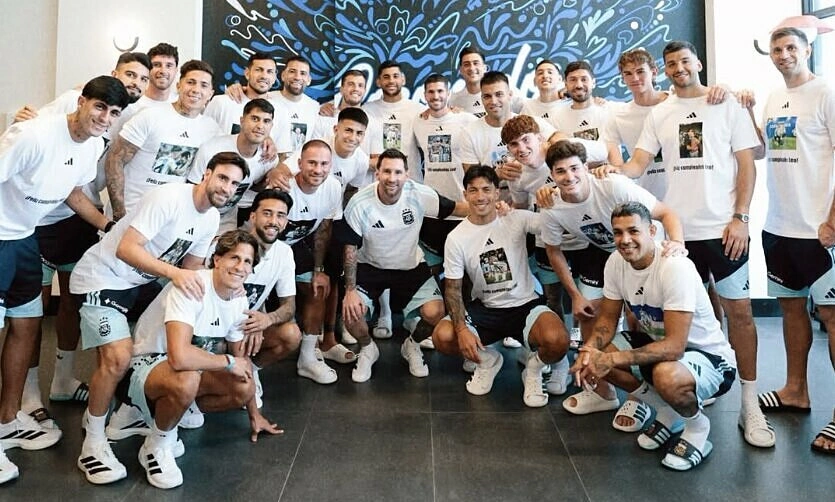 Đồng đội gây bất ngờ trong ngày sinh nhật Messi – Cơ hội giải trí cùng GG88 baccarat - hình ảnh - wingg88.vip Đồng đội gây bất ngờ trong ngày sinh nhật Messi – Cơ hội giải trí cùng GG88 baccarat - hình ảnh - wingg88.vip