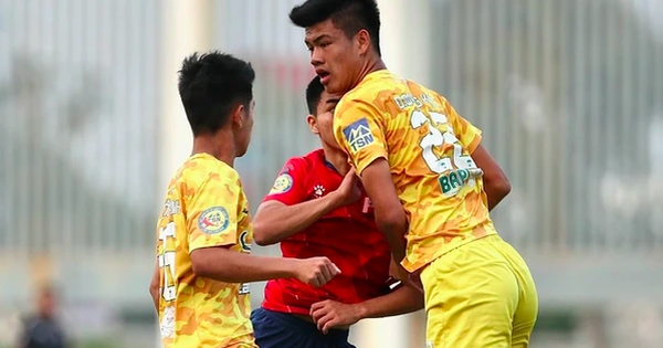 Trung vệ 1,95 m của HAGL sẽ không thất thế ở đội tuyển Việt Nam, bởi loạt lý do này…: góc nhìn mới cho người chơi Việt - hình ảnh - wingg88.vip Trung vệ 1,95 m của HAGL sẽ không thất thế ở đội tuyển Việt Nam, bởi loạt lý do này…: góc nhìn mới cho người chơi Việt - hình ảnh - wingg88.vip