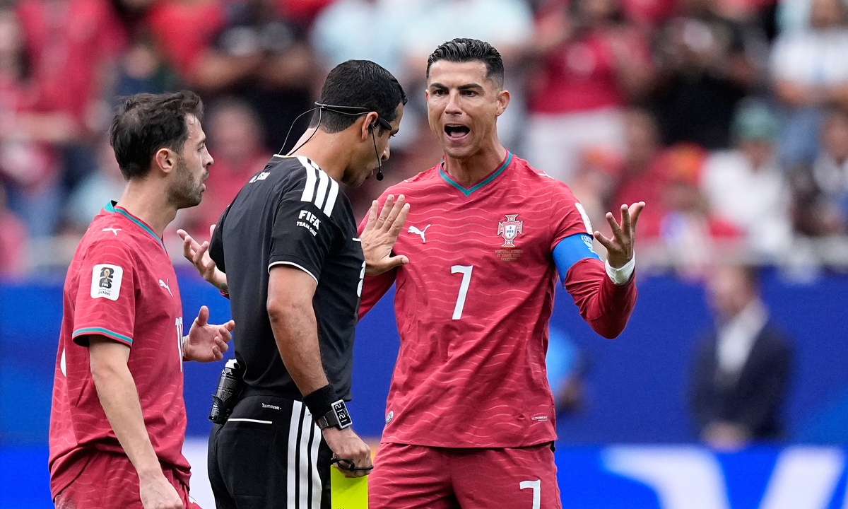 Thưởng tân thủ GG88 và điểm số gây tranh cãi của Ronaldo tại World Cup 2026 - hình ảnh - wingg88.vip Thưởng tân thủ GG88 và điểm số gây tranh cãi của Ronaldo tại World Cup 2026 - hình ảnh - wingg88.vip