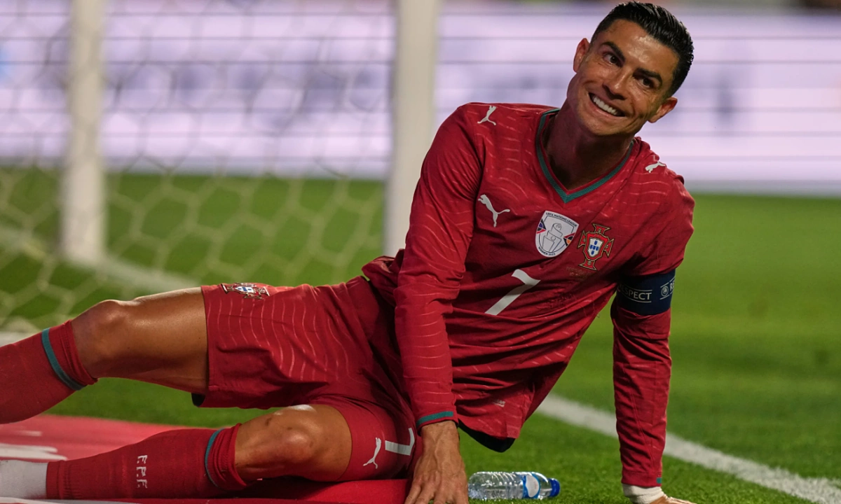 Ronaldo bị chê ‘vụng về, chưa sẵn sàng’ cho World Cup 2026 - hình ảnh - wingg88.vip Ronaldo bị chê ‘vụng về, chưa sẵn sàng’ cho World Cup 2026 - hình ảnh - wingg88.vip