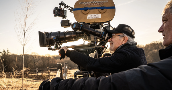 Bom tấn vừa ra mắt của Steven Spielberg gây tranh cãi: góc nhìn mới cho người chơi Việt - hình ảnh - wingg88.vip Bom tấn vừa ra mắt của Steven Spielberg gây tranh cãi: góc nhìn mới cho người chơi Việt - hình ảnh - wingg88.vip