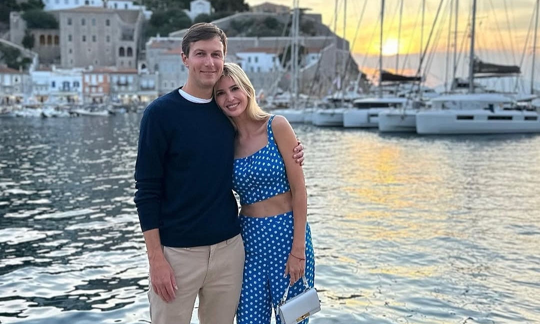 GG88 Việt Nam: Phong cách mùa hè của Ivanka Trump và xu hướng giải trí hiện đại - hình ảnh - wingg88.vip GG88 Việt Nam: Phong cách mùa hè của Ivanka Trump và xu hướng giải trí hiện đại - hình ảnh - wingg88.vip