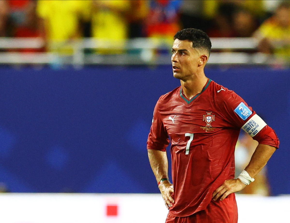 Nani: ‘Các đồng đội cần chạy thay phần Ronaldo’ - hình ảnh - wingg88.vip Nani: ‘Các đồng đội cần chạy thay phần Ronaldo’ - hình ảnh - wingg88.vip